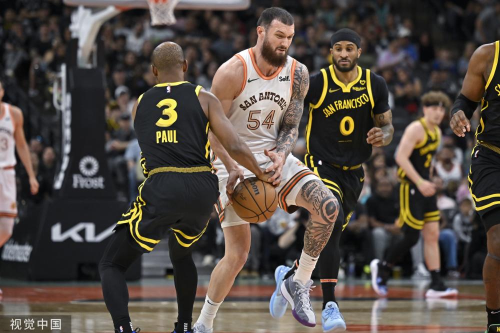 中国选手樊 中国选手樊